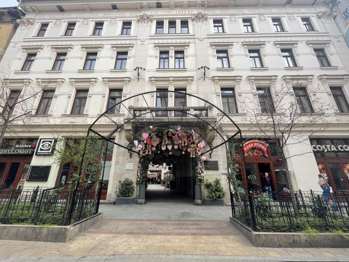 Luxurious Art Deco Apartment In The King Street Budapest Exterior foto